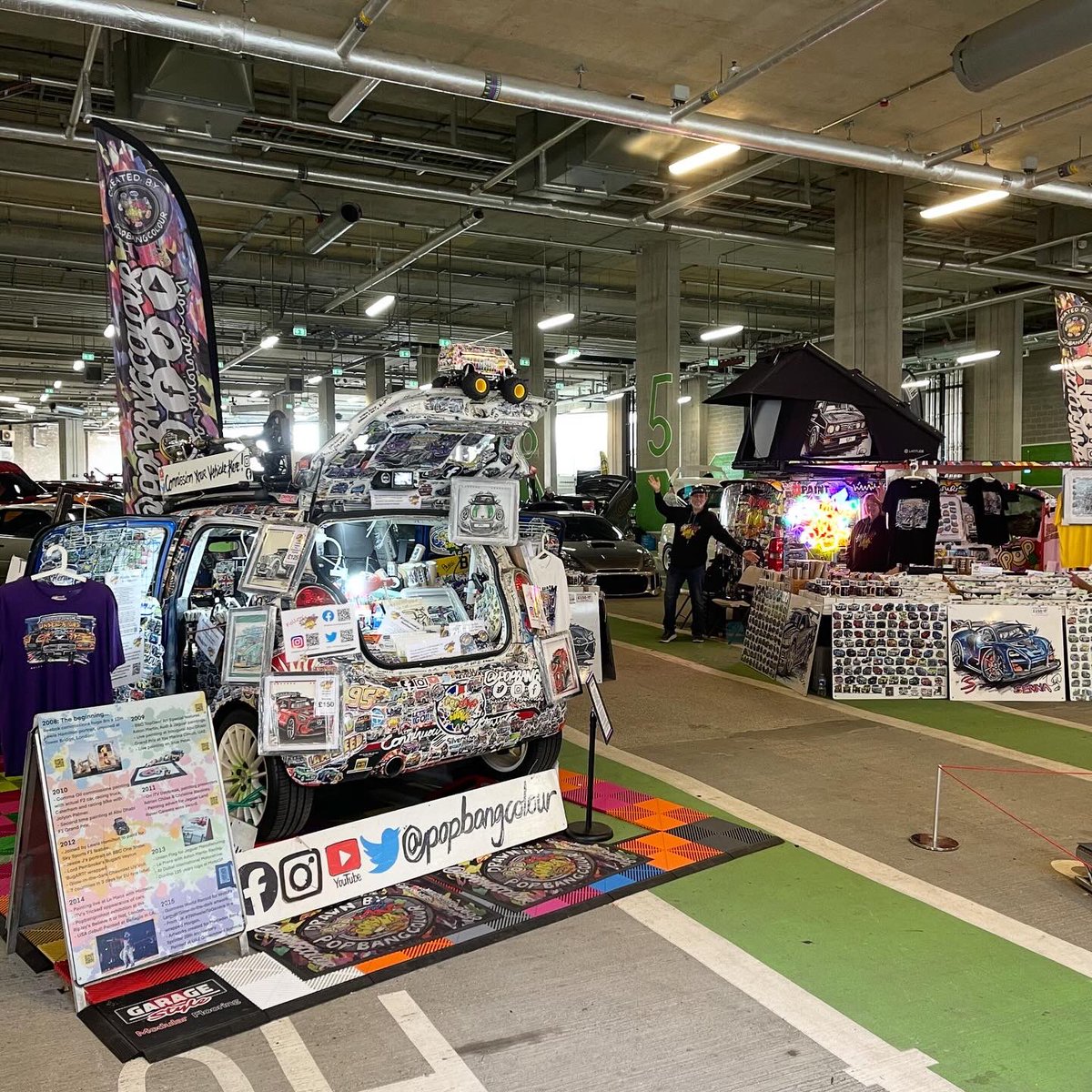 Popbangcolour's tweet image. Day 2 of petrolheadonism.club underground is goooo, come say hi in Green parking of the event, with #Petrolheadonism event mugs, tees, stickers &amp;amp; POPBANGCOLOUR #ContinuousCar merch to purchase! 

Who’s coming today? 🚗🙋🏻‍♂️

#Popbangcolour #PetrolheadonismUnderground