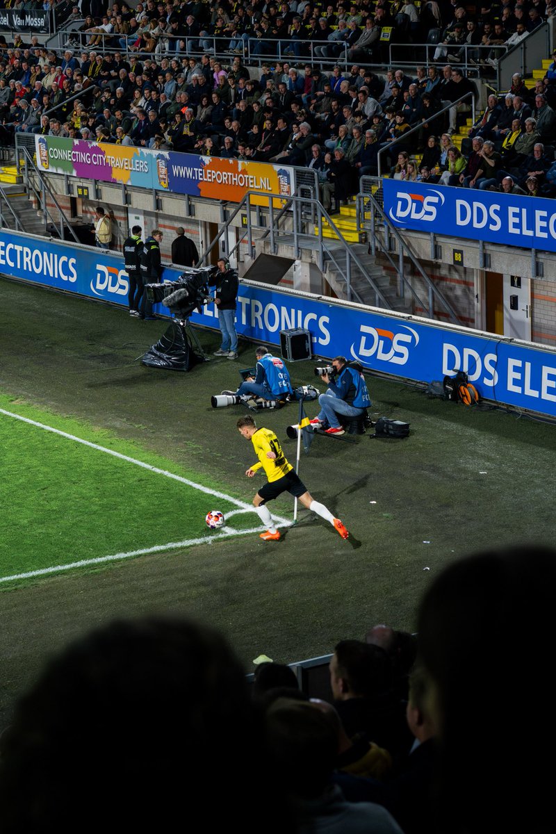 Irena__'s tweet photo. Tien! Tien! Tien! 🫠
#NACdor #NACpraat https://t.co/2iq1YiKuqx