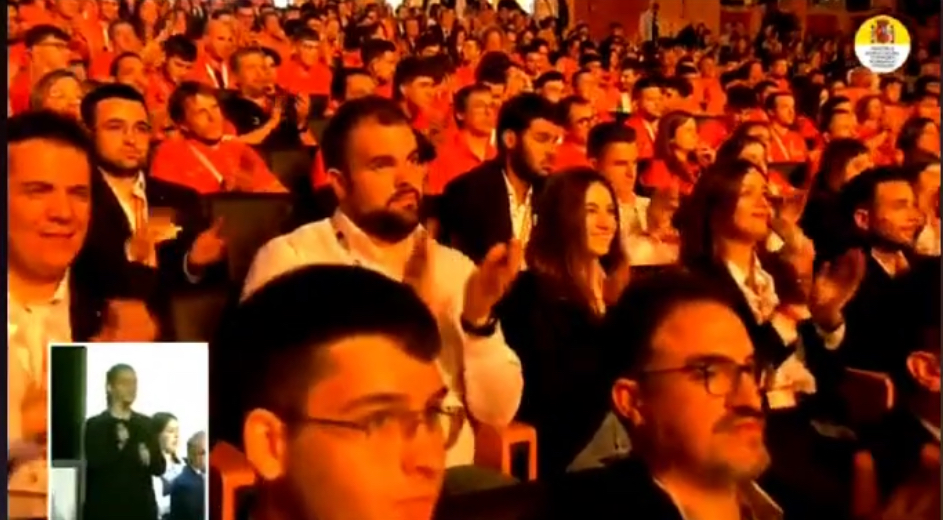CIFPVirgen's tweet photo. Estamos orgullosos de pertenecer a la Delegación de CLM que ha conseguido 7 medallas en SpainSkills2024 dónde se ha podido demostrar el talento del alumnado y profesorado de nuestra región. Nuestra felicitación a Marcos y Marta por su esfuerzo y dedicación.
¡Sois unos campeones! https://t.co/RdbDiSjHpJ