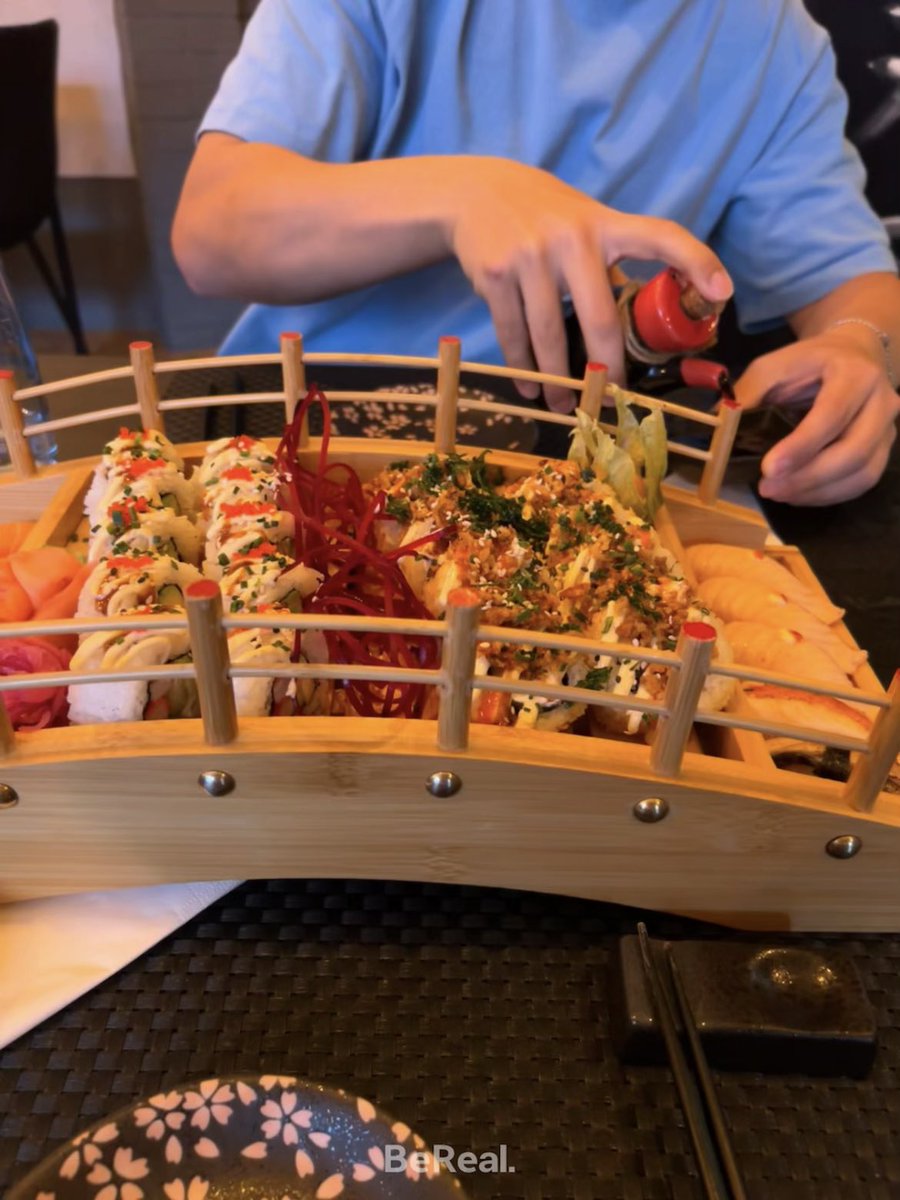 sebesta02's tweet photo. 🍣 https://t.co/KIcpVDXDOd