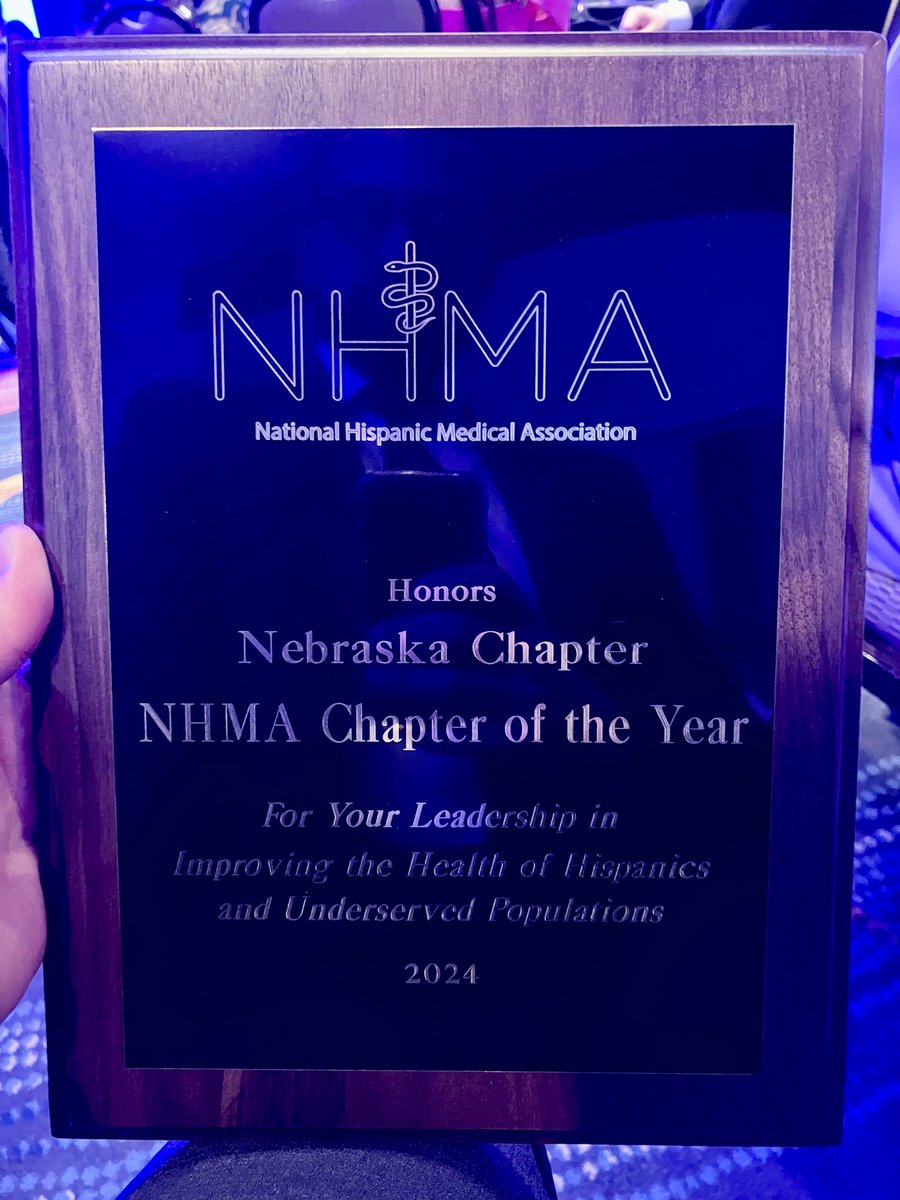 Humbled and honored to receive @NHMAmd Chapter of the Year Award in D.C. last night! Important national recognition to our NE NHMA Chapter as it promotes Hispanic health. ¡Hacia adelante! @UNMCCOM @NebraskaDoctors @UNMCInclusion @dr_dealba @shurtadobares @The_NHHF