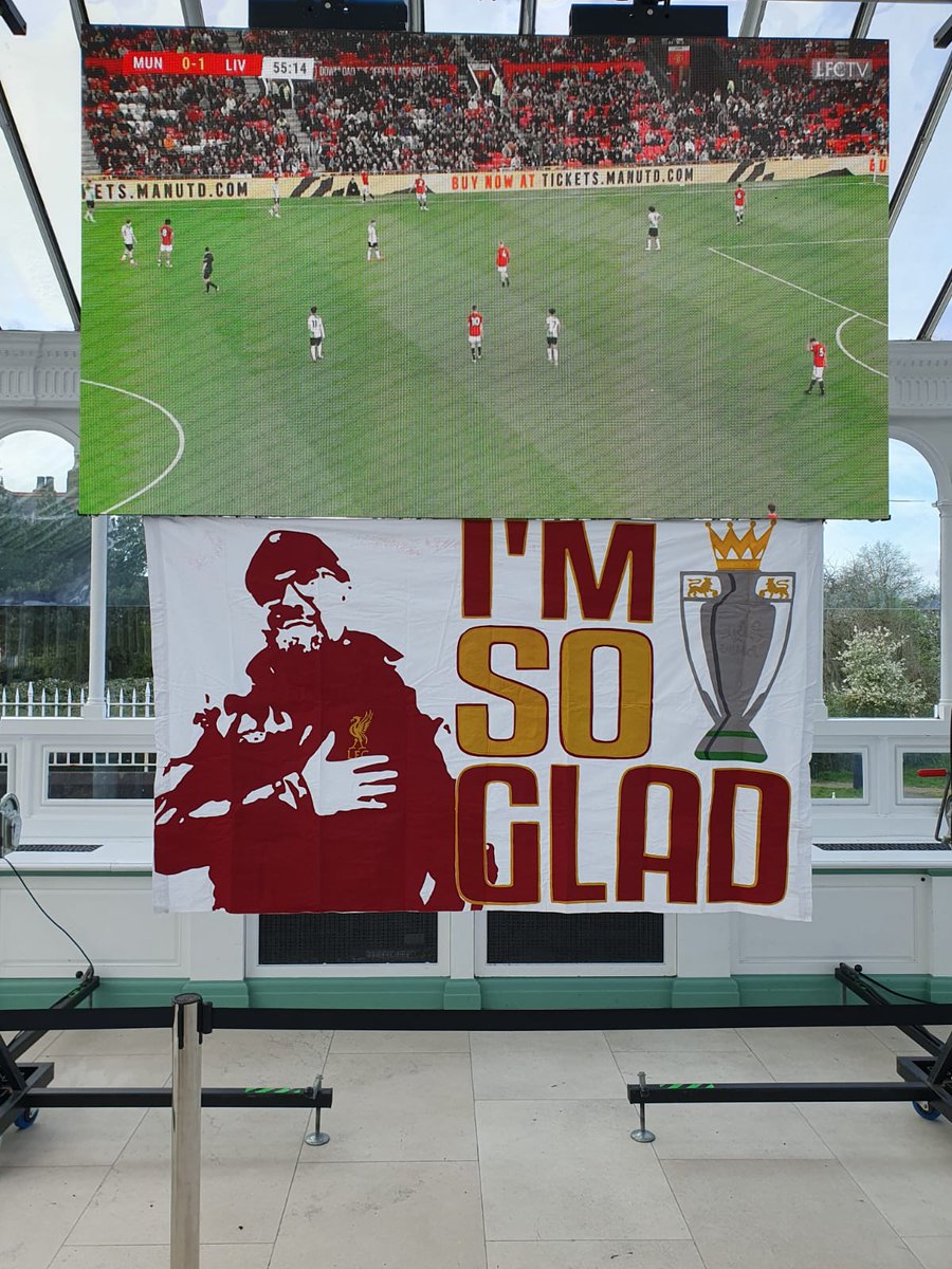 Handmade Banners tweet media