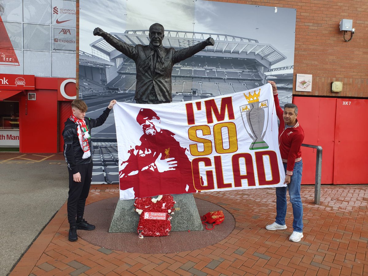 Handmade Banners tweet media