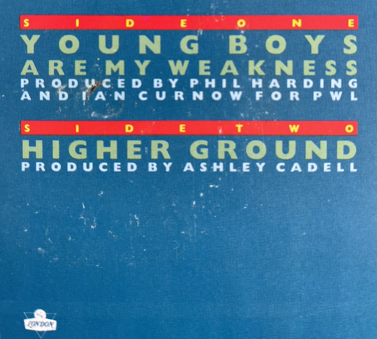 So happy to find this yesterday! Kate Cebrano “Young Boys Are My Weakness” produced by Phil Harding & Ian Curnow for PWL. @phardingmusic @IanCurnow @PWLHitFactory @ChartBeatsAU youtube.com/watch?v=aN4sb1… #KateCebrano #PWL #PhilHarding #IanCurnow #VinylFind #RecordCollection