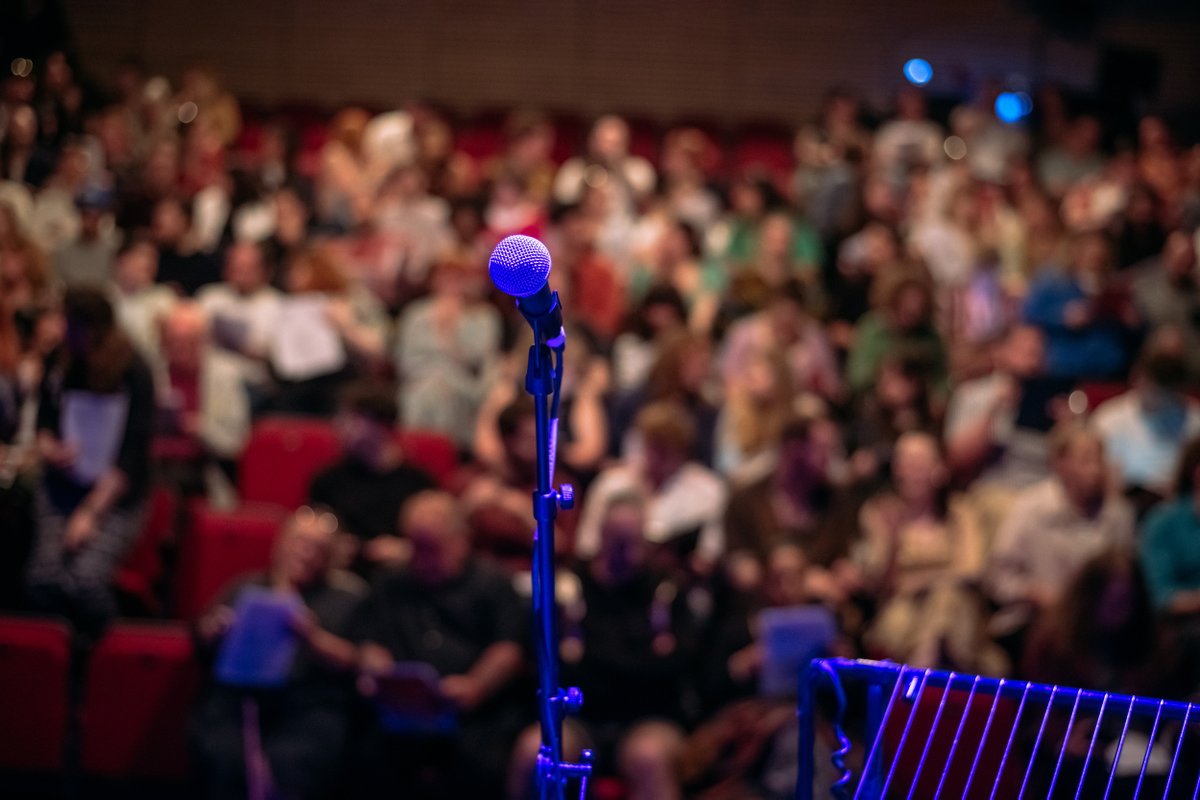 🎤 Take your idea to the stage! We're giving 3 selected artists the chance to create Scotland's best new musical & develop their idea with industry professionals. 👉 Apply to our Musicals Commissioning Hub by 26 April: bit.ly/3TIpbsR #MusicalsHubScot