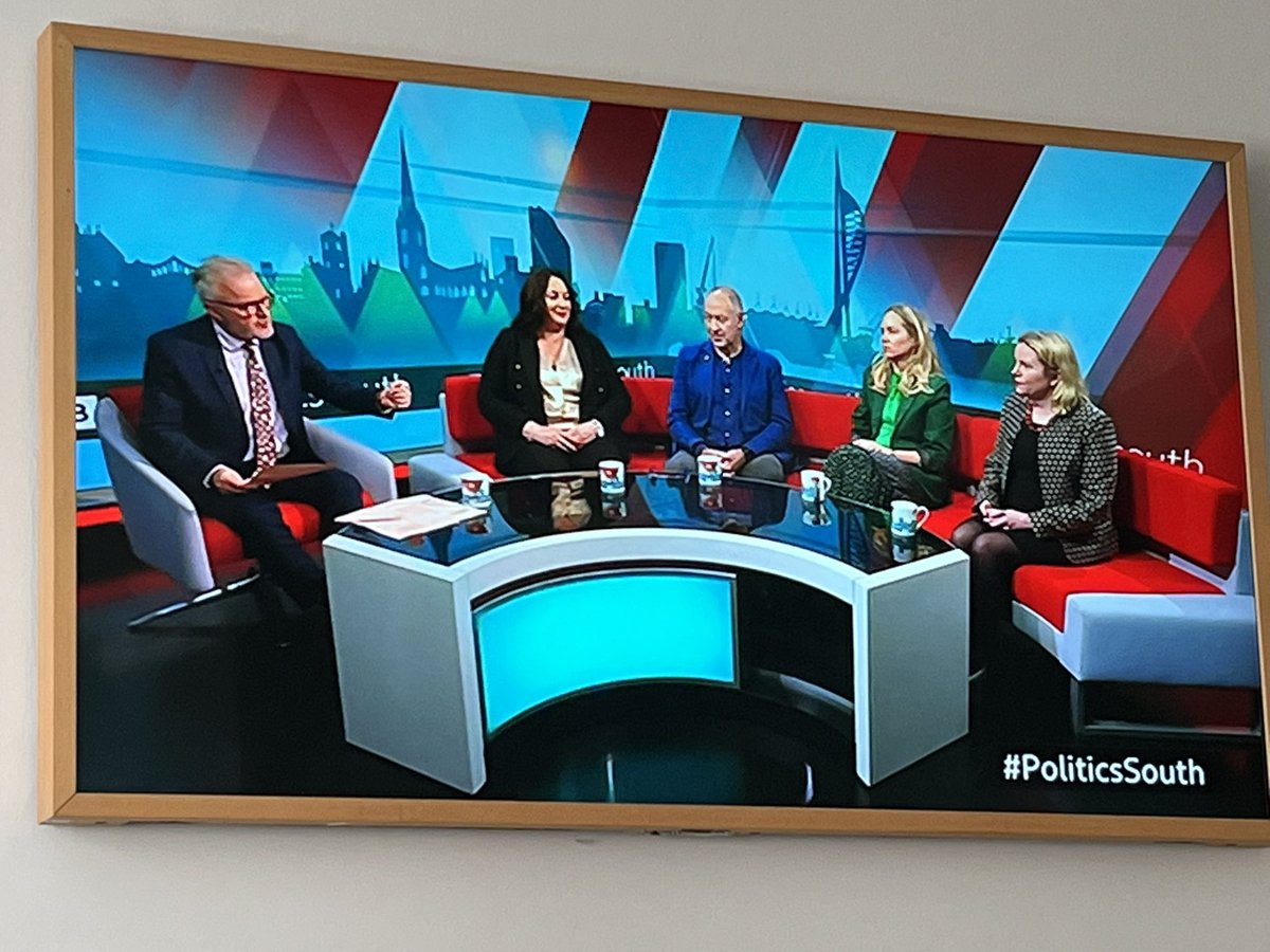 Very proud of @EmilyKerr36 who was brilliant on #PoliticsSouth this morning talking about upcoming local elections.