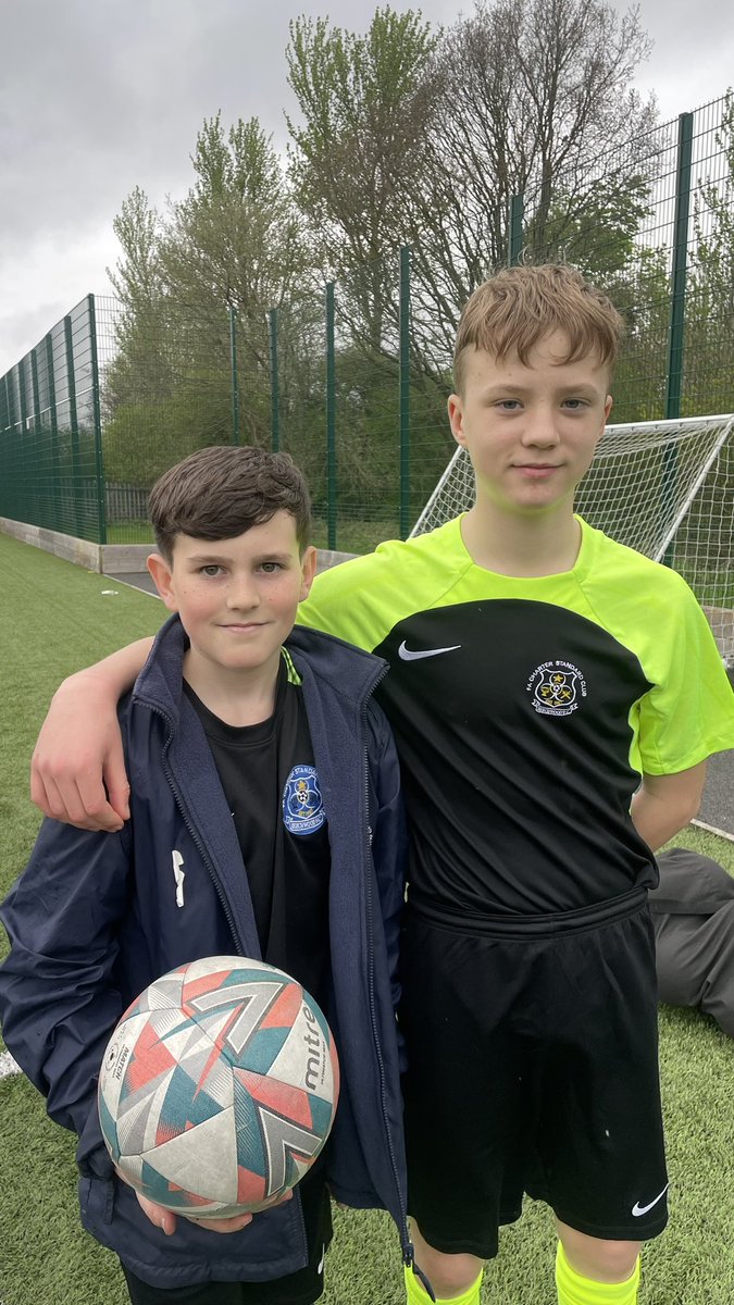 Good solid home win for the Madrid U12 boys today. The lads have found some form of late which is always good to see after a tough season. The lads ran out 4-1 against Woolston. Sam L was our MOTM with a superb display at right back. Luca was Parents MOTM with a perfect hattrick