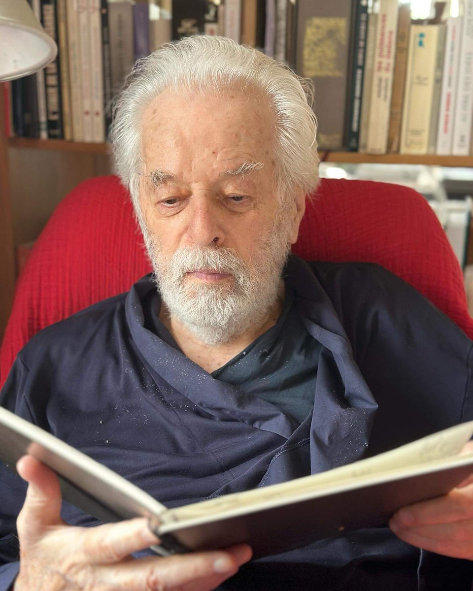 Hoy es mi domingo de descanso, pero no puedo descansar porque tengo una importante firma de libros. 
Por falta de tiempo para darte consejos útiles, le pediré a Pascale que me ayude.

1. No se puede cambiar a las personas negativas. Tenemos que verlas como ellas son y no como
