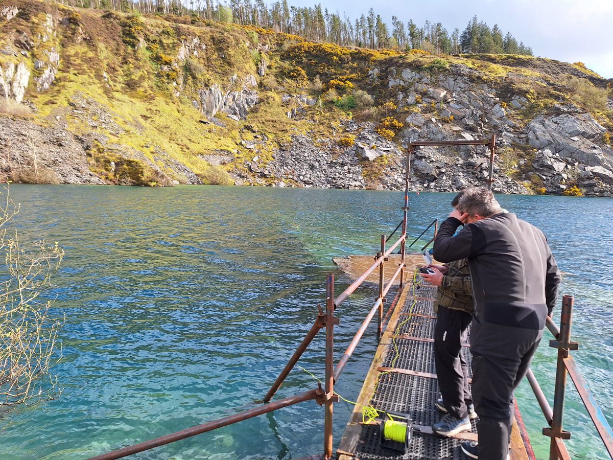 HydroneIRE's tweet photo. Got to show interested parties what you can do with an underwater drone once you have the right #Training 👍https://t.co/hqZSCi4xmA can offer training for all makes and models of underwater drones 🐟 you'll be able to pour a pint at Portroe Quarry Dive Centre in no time!! 🍻 https://t.co/k3MZFBu3aF