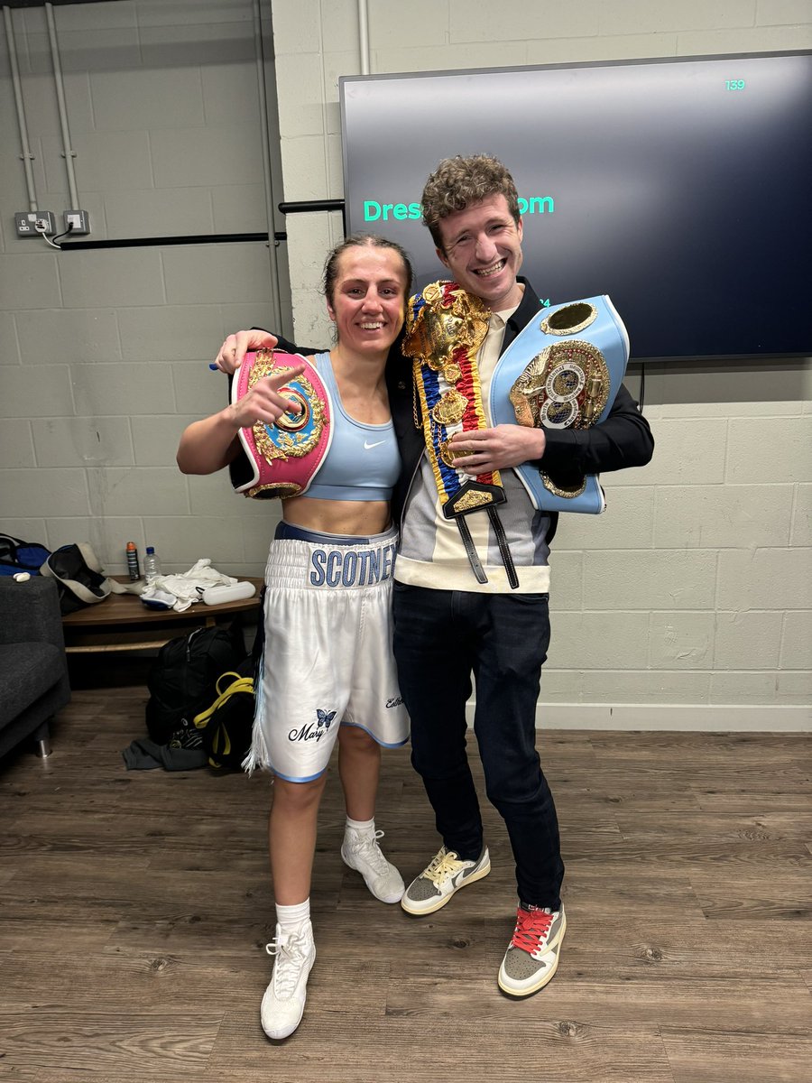 So proud of you @elliescotney_ the dedication and continuous work is unmatched and shows why your the best. Also….. Sorry for dropping the belt on your sore head 😂🫶. Number 1 😮‍💨🌎👑