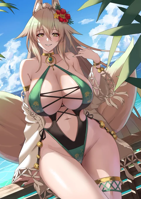 #気温が高いので気が早いが水着絵が見たいお狐水着は夏バテに効く 