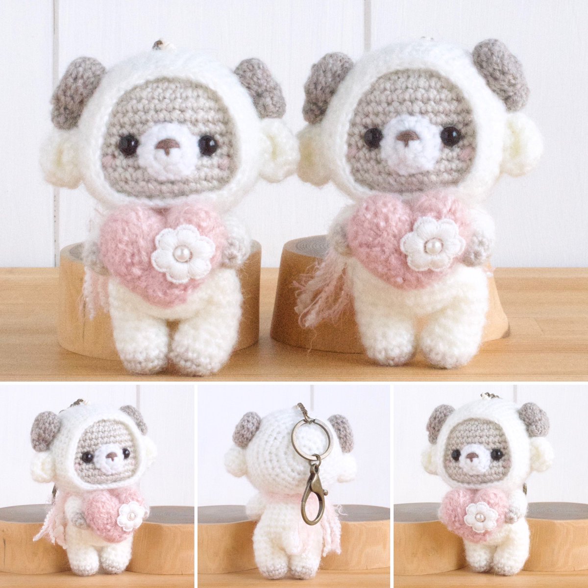 mischief_shop's tweet photo. 偽ひつじ…🐏
⁡
可愛い🐏羊さん〜🎶
と思ってよく顔を見たら…
羊さんの着ぐるみを着た🐻クマちゃんでした〜🤣
な、キーホルダーです。
⁡
#amigurumi #crafts #crochet #diy #handmade #owndesign #あみぐるみ https://t.co/z03b7WkwRh