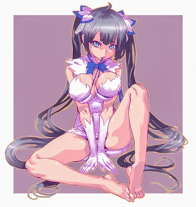 #太もも晒すとフォロワー増えるって聞いたんですが紐と乳と太ももと神様。(h 