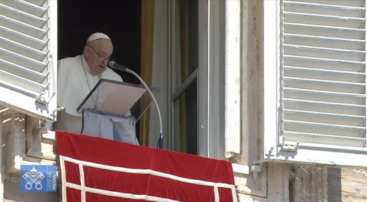 CatholicNewsSvc's tweet photo. #PopeFrancis asks, “from the bottom of my heart,” that no country do anything to increase “the spiral of violence” in the Middle East https://t.co/MO9ZUhMtgs