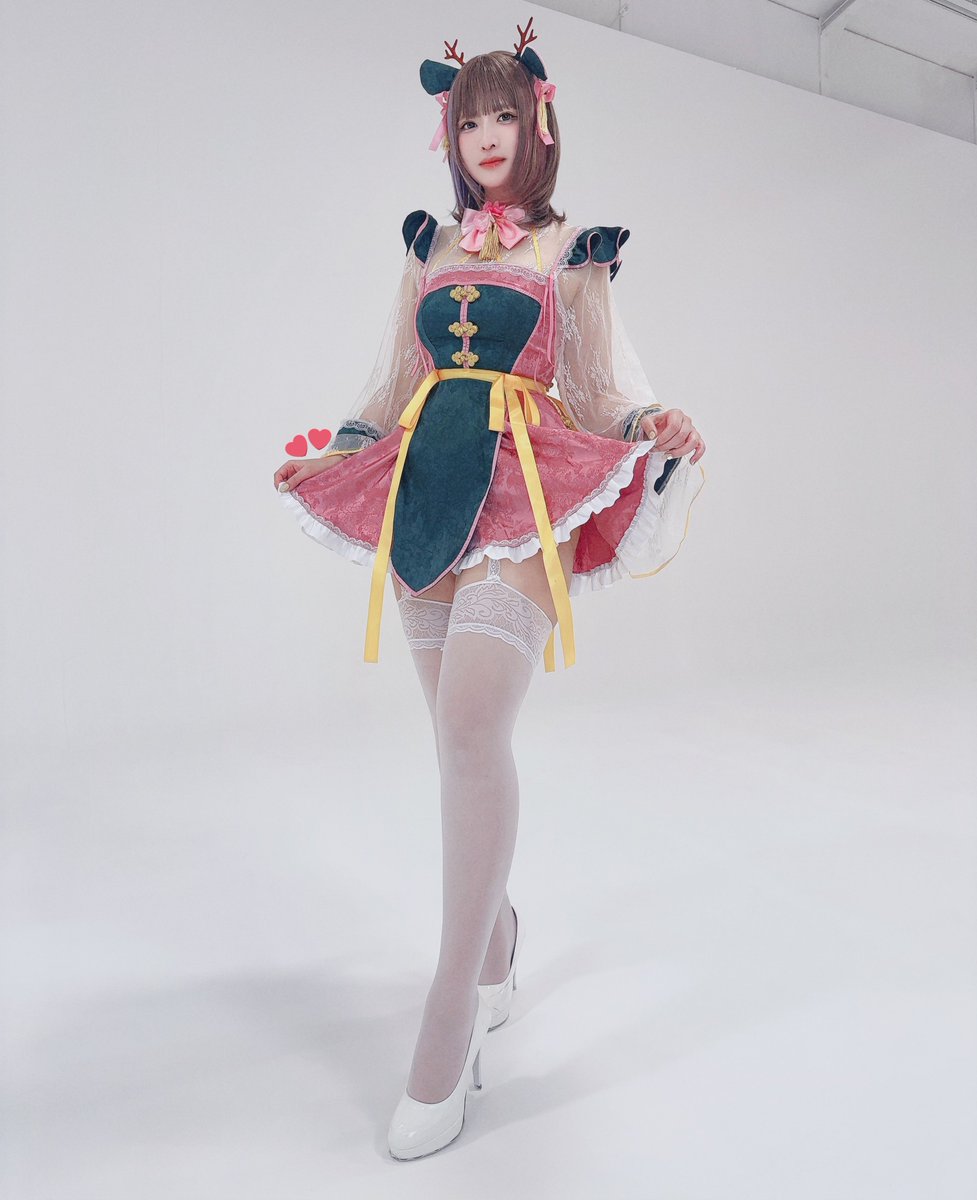 miinyan73's tweet photo. 白ガーターストッキング🌸🤍 https://t.co/BWfSBKDnLd