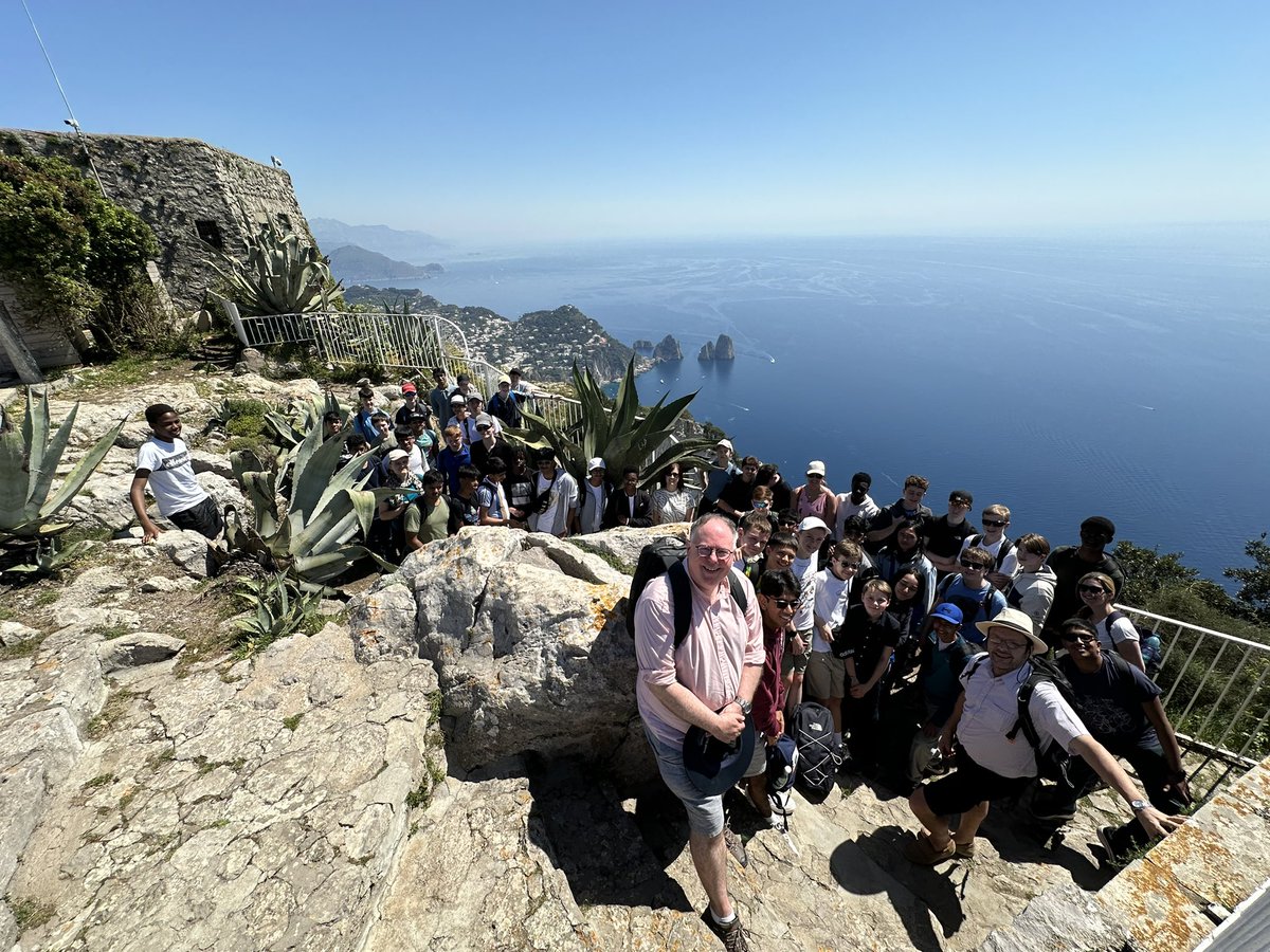 The year 9s on the Pompeii trip have a great view of the bay from the island of Capri. They will now hear how Tacitus described the island and why Emperor Tiberius stayed here his whole life.