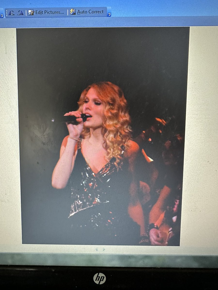 Will_So's tweet photo. When this view for Taylor used to cost £32.50 #lololololol https://t.co/9BP2Ttrk76