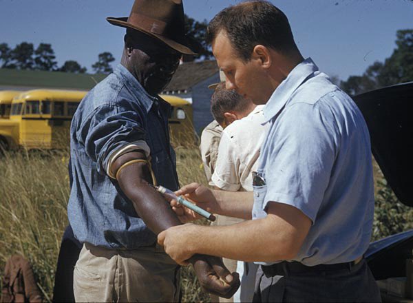 creepydotorg's tweet photo. For 40 years the US fooled people into thinking they were studying their blood. The US was actually studying long term effects of untreated Syphilis while treatment was readily available. This was known as the “Tuskegee Experiment.” https://t.co/Fk4iqZkADx