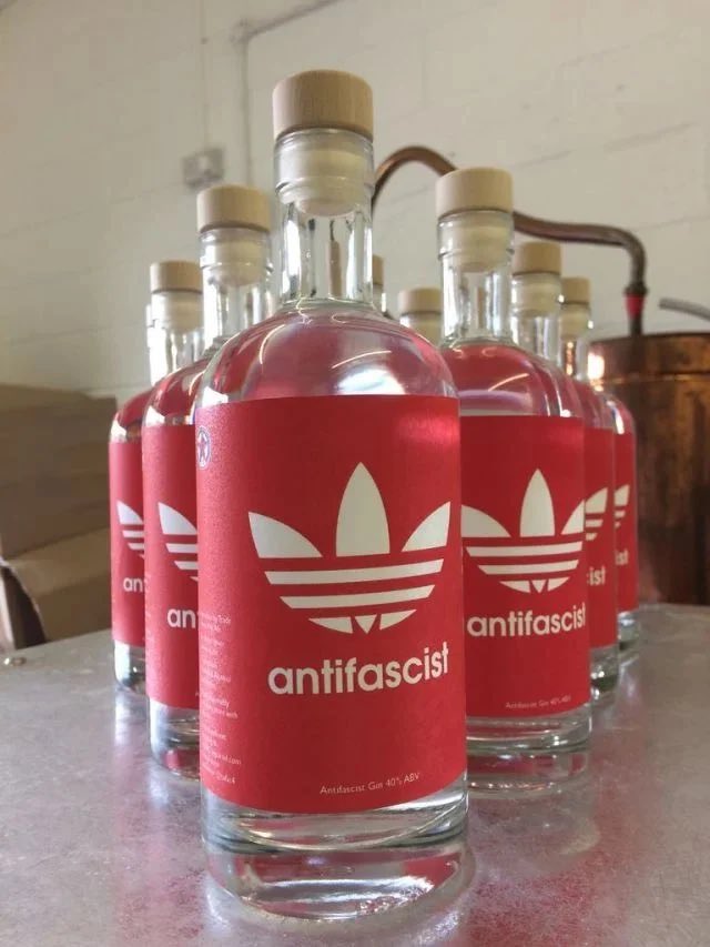 If #Palace beat #Liverpool today, one lucky person to RT this will win a bottle of our gorgeous Gin: tufacoriginals.bigcartel.com #LIVCRY