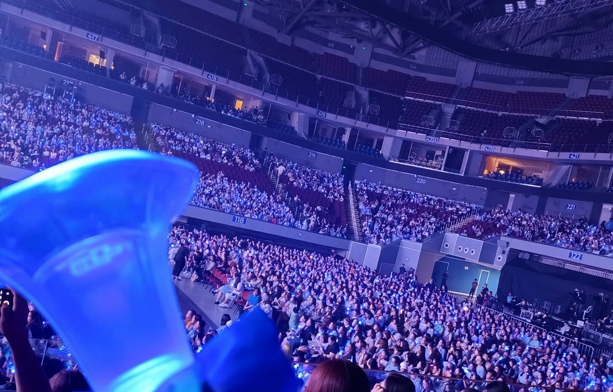 LovingMrJung's tweet photo. Magsisimula pa lang ang fancon, humahagulgol na ako. Huhuhu
#PCDmalala https://t.co/ws6aqJby5u