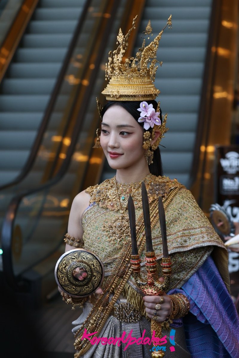 #GIDLE #Minnie wears Thai traditional costume for THAICONIC SONGKRAN CELEBRATION today, 14 April at River Park, G floor, ICONSIAM. #ICONSIAMSongkran #สงกรานต์ที่ไอคอนสยาม #ICONSIAM #สงกรานต์ #ATLASth