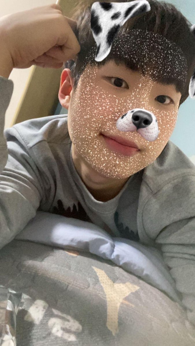 다 필요없어 나도 힘들어. 뒤지고싶다 진짜 씨발