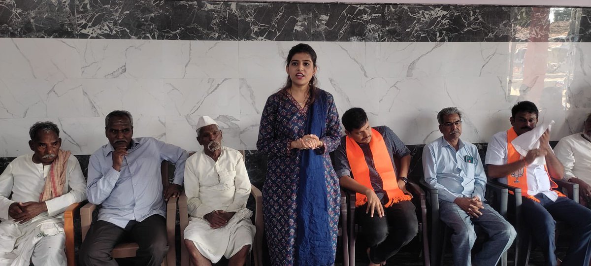ShradhaAngadi's tweet photo. ಇಂದು ಬೈಲಹೊಂಗಲ ಮತ ಕ್ಷೇತ್ರದ ಸಾಣಿಕೊಪ್ಪ ಗ್ರಾಮದಲ್ಲಿ ನಡೆದ ಪಕ್ಷದ ಪ್ರಚಾರ ಸಭೆಯಲ್ಲಿ ಭಾಗವಹಿಸಿ, ಬೆಳಗಾವಿ ಲೋಕಸಭಾ ಕ್ಷೇತ್ರದ ಬಿಜೆಪಿ ಅಭ್ಯರ್ಥಿಯಾದ ಶ್ರೀ Jagadish Shettar ಅವರ ಪರ ಮತಯಾಚನೆ ಮಾಡಲಾಯಿತು. https://t.co/5ZHMaKSomR