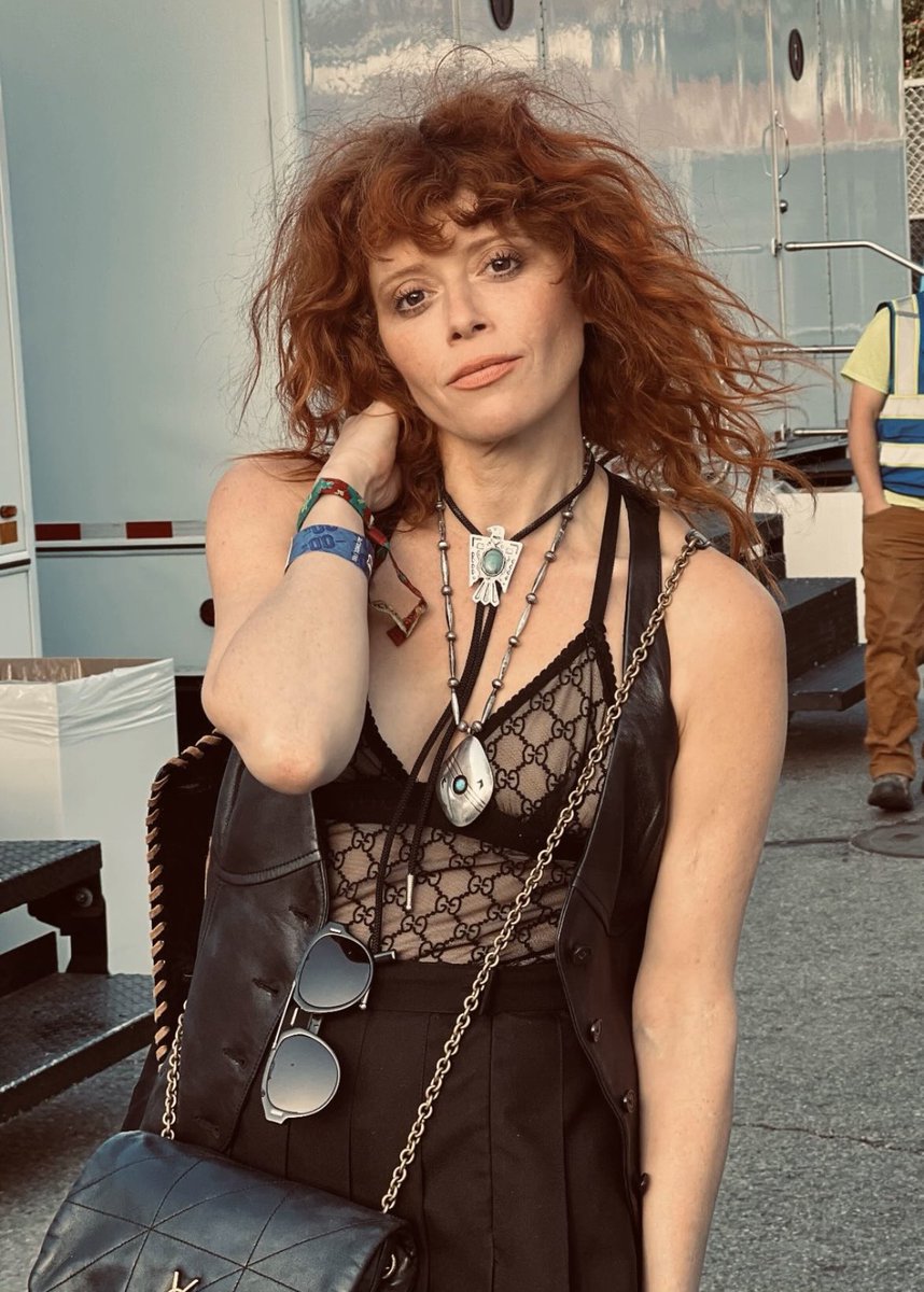 the west coast has changed her, natasha lyonne is a carefree summer child now