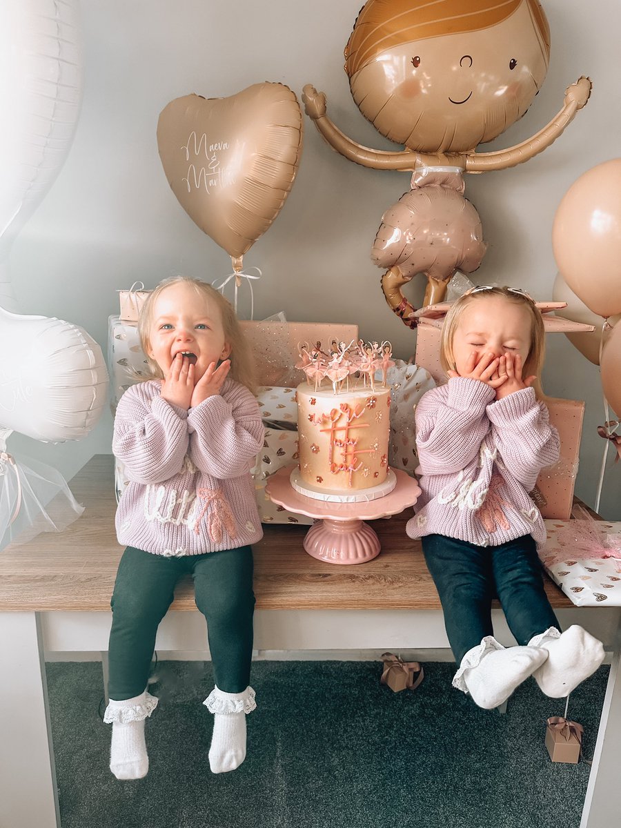 CuffeMiss's tweet photo. The most perfect girlies in the world turn two today. 🥹💕 #TuTuCute https://t.co/WGnnP7DMeA