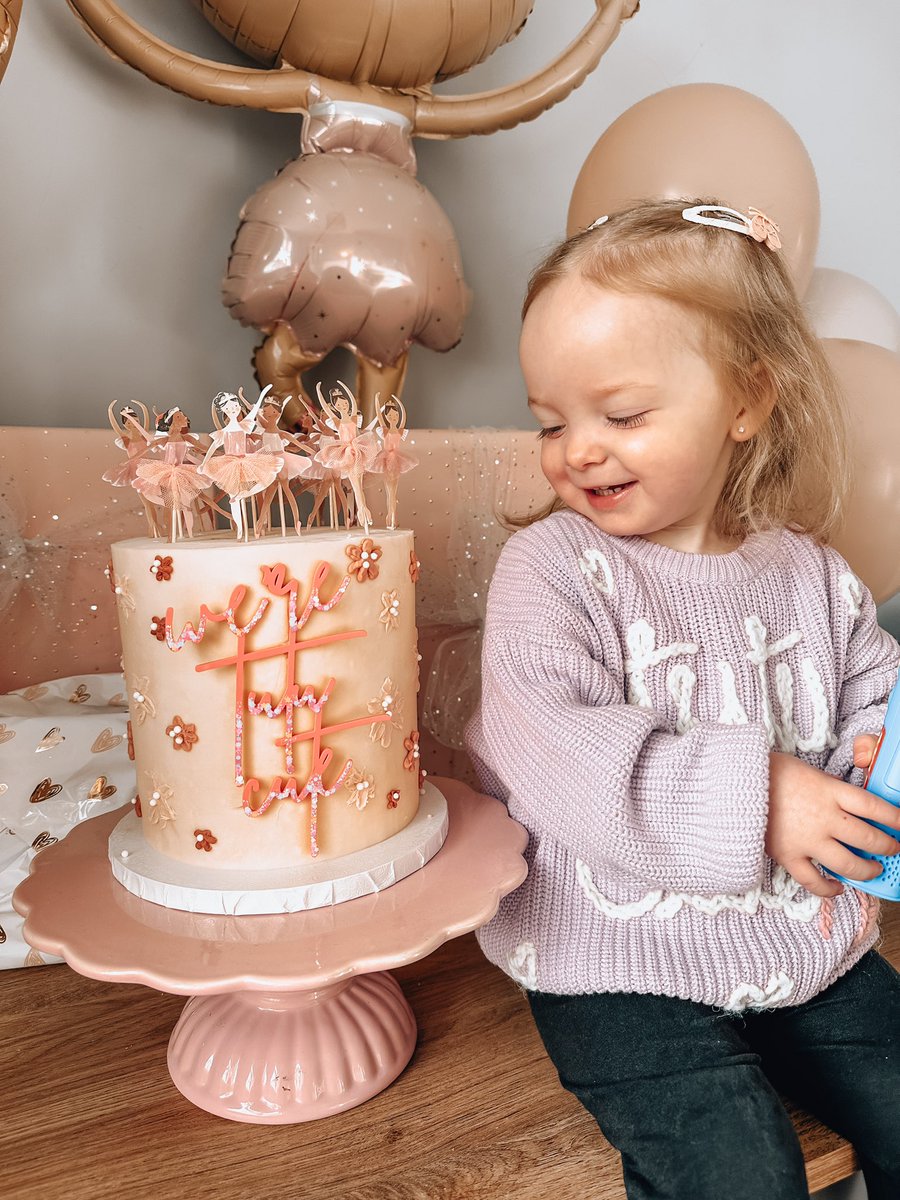 CuffeMiss's tweet photo. The most perfect girlies in the world turn two today. 🥹💕 #TuTuCute https://t.co/WGnnP7DMeA