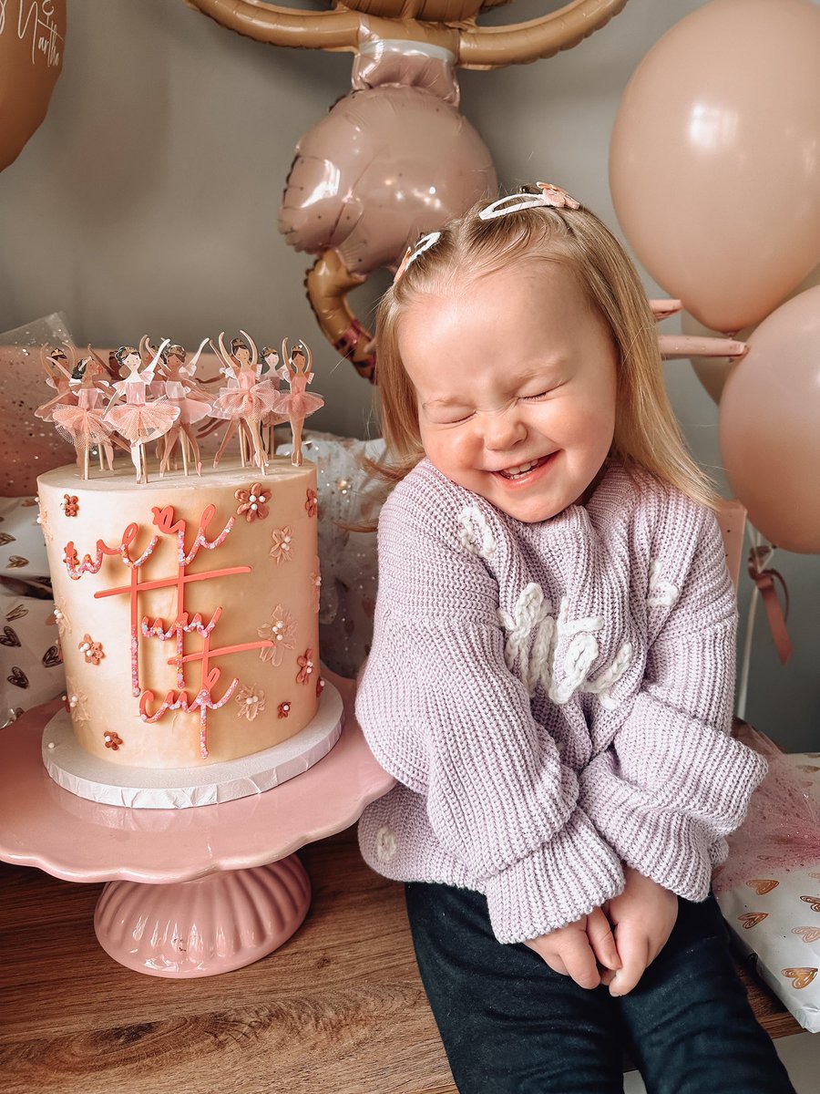 CuffeMiss's tweet photo. The most perfect girlies in the world turn two today. 🥹💕 #TuTuCute https://t.co/WGnnP7DMeA