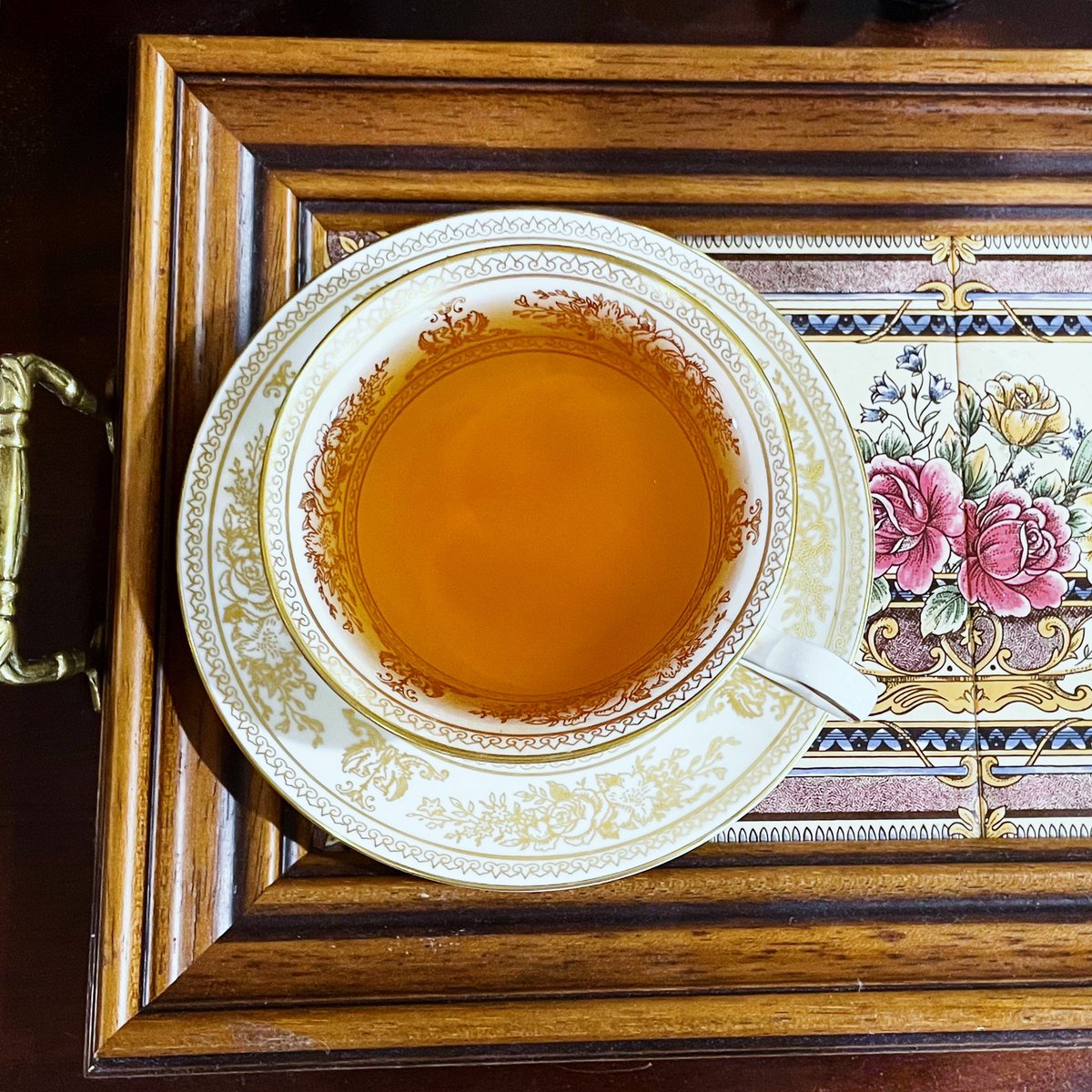 2024年摘み、スペシャリティティー、グレンデール茶園「ゴールデントワール」（産地:ニルギリ） ほかのニルギリ紅茶とは異なる特別な紅茶で、春らしいすっきりさの中に、花や蜜を思わせる甘い風味が心地よく広がります。 #teaclan #ゴールデントワール teaclan.jp/products/nilgi…