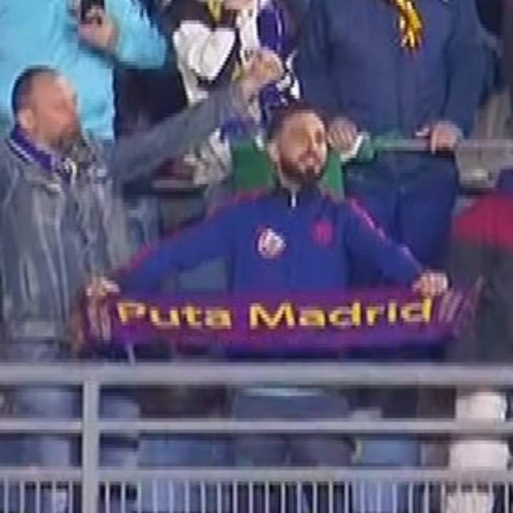 Honor a este héroe sin capa en Cádiz 🙌💙❤️