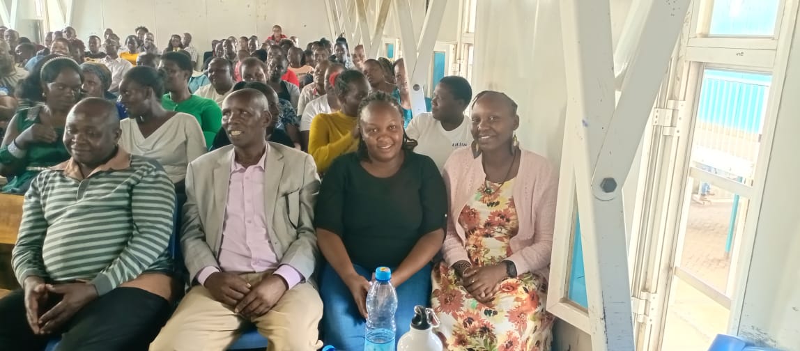 Joined @CMETrust scholars' parents with Directors Silvia and Faith during April school break mentorship program to share co-parenting lessons to ensure improved performance of beneficiaries. #CMETrustSchoolBreak #WezeshaKike #SDG5 #CMETrustAt17 #TransformingMathare #SDG4