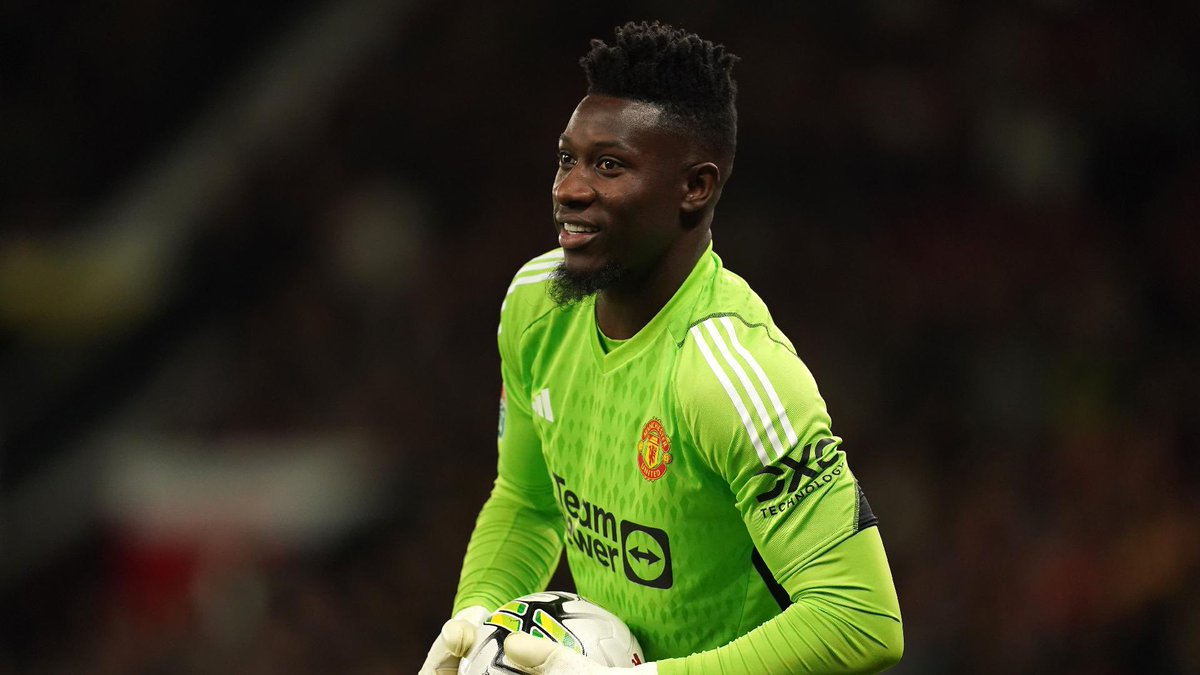 In the last 6 games Andre Onana is statistically the second most overworked goalkeeper in Premier League history/ 03-04 season, when data recording for this stat began. Manchester United have faced 20+ shots in each of their last six Premier League games (157 total - 26.2 per…