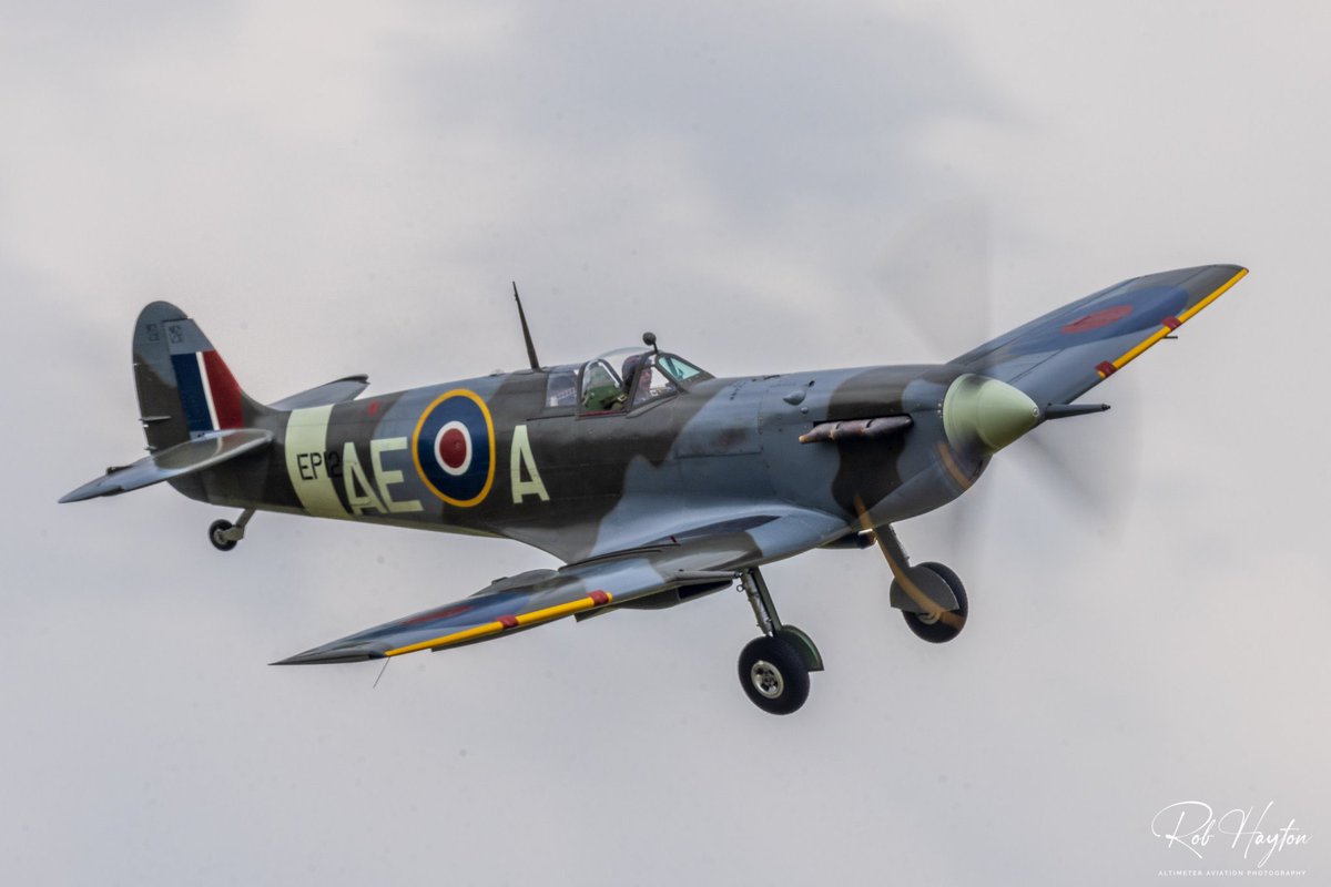 ‘Spitfire Weekend’ Brian Smith on finals in The Fighter Collection Supermarine Spitfire Mk. Vb EP120 AE-A at the IWM Duxford Behind The Scenes Flying Day in 2021… ⁦@Flying_Legends⁩ ⁦@I_W_M⁩ ⁦@DuxfordAirshows⁩ #spitfire #rjmitchell #supermarine #vickers