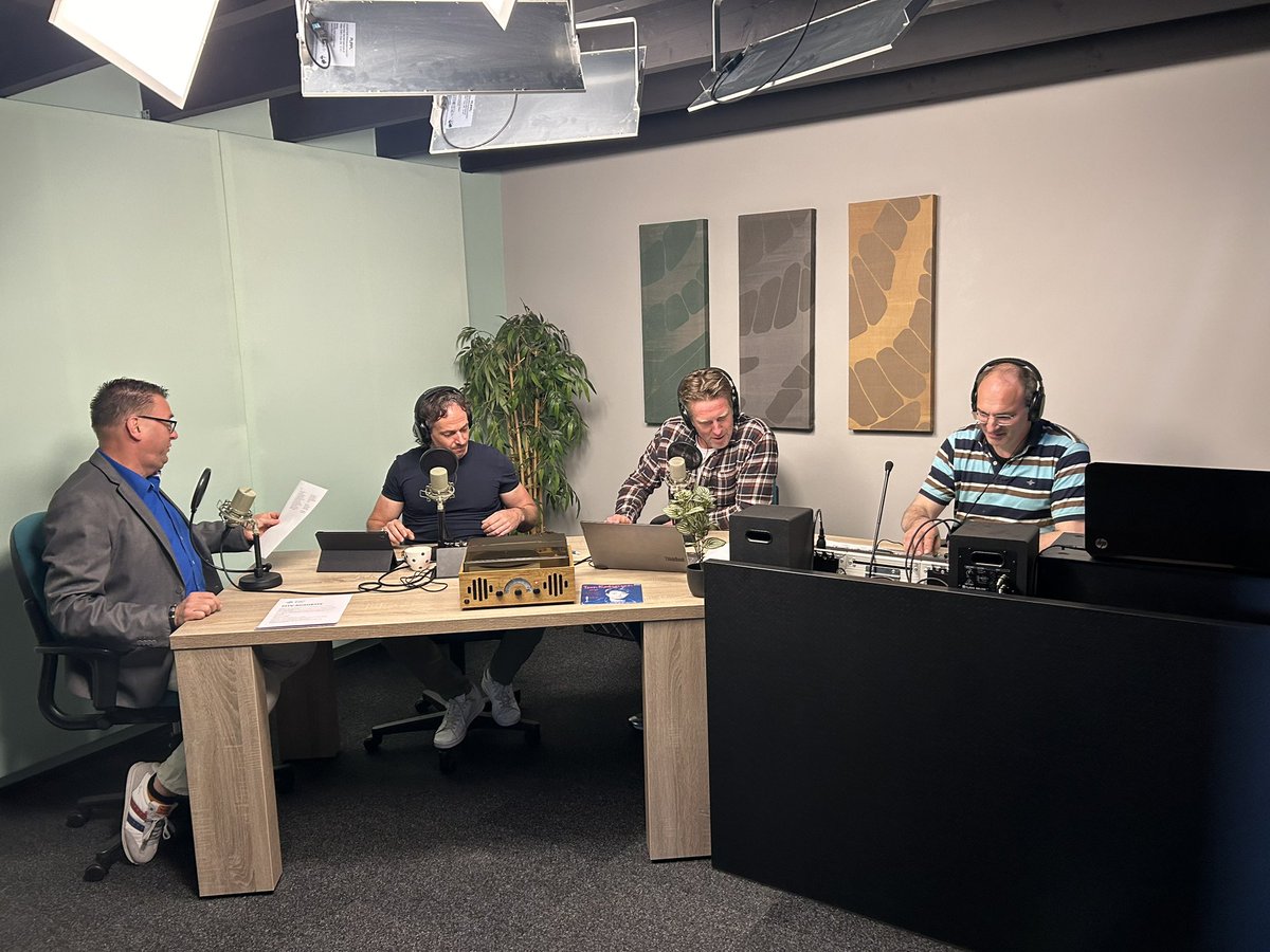 Eric Logister tweet media