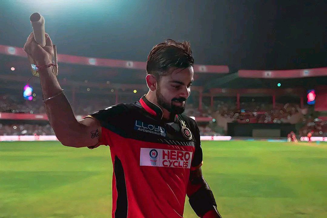 100+ runs against Most bowlers in IPL :

🔹Kohli - 10
🔹Dhawan -6
🔹Rohit - 6
🔹Warner - 5
🔹ABD - 5
🔹Raina - 5
🔹Gayle - 4
🔹Rahul - 4

Kohli scored 100+ runs vs Ashwin, Mishra, Bravo, Umesh, jadeja, bumrah, piyush, Morris, Narine, Kulkarni.

Virat Kohli - The GOAT 🐐.