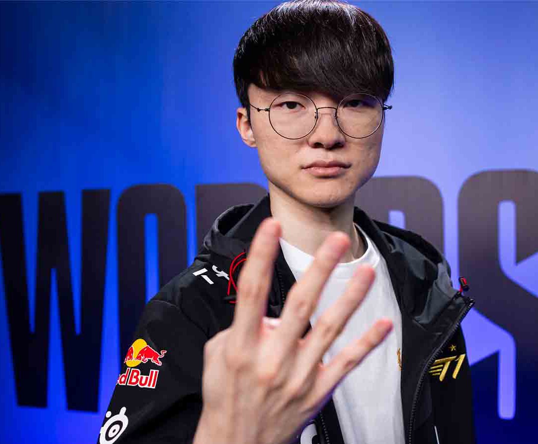 [Official] Faker becomes the first Mid Laner in history to lose Four  #LCK  finals to Chovy in a row  🏆  🏆  🏆  🏆