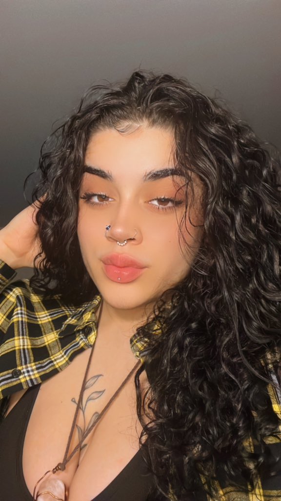 yourfuzzypeach's tweet photo. Face Card Always Valid💋 https://t.co/6PJDdoQIvJ