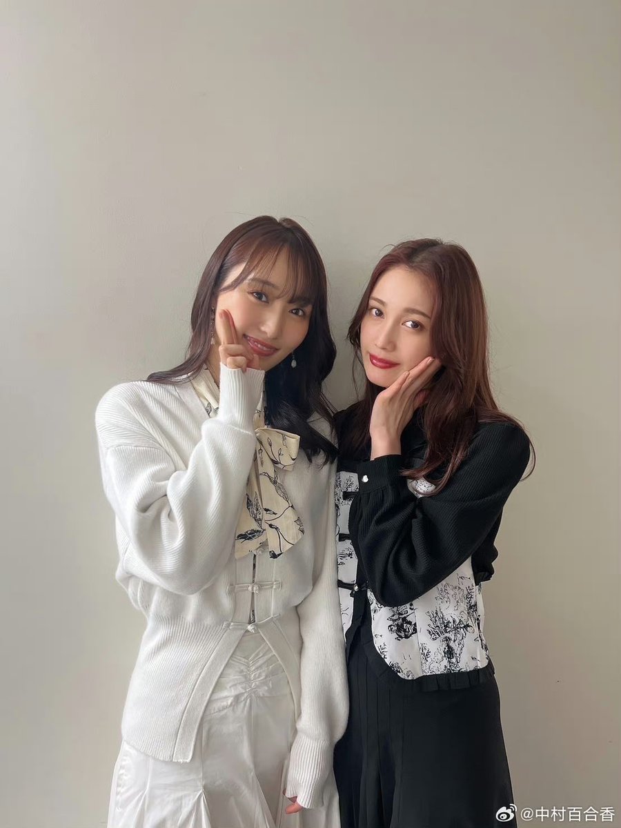 blueykrs's tweet photo. Yurika’s Weibo Update 

🌙 We were so happy yesterday 🤍

#チェイサーゲームW
#いつふゆファンイベント
#菅井友香 #中村ゆりか https://t.co/5gDBO84Zat
