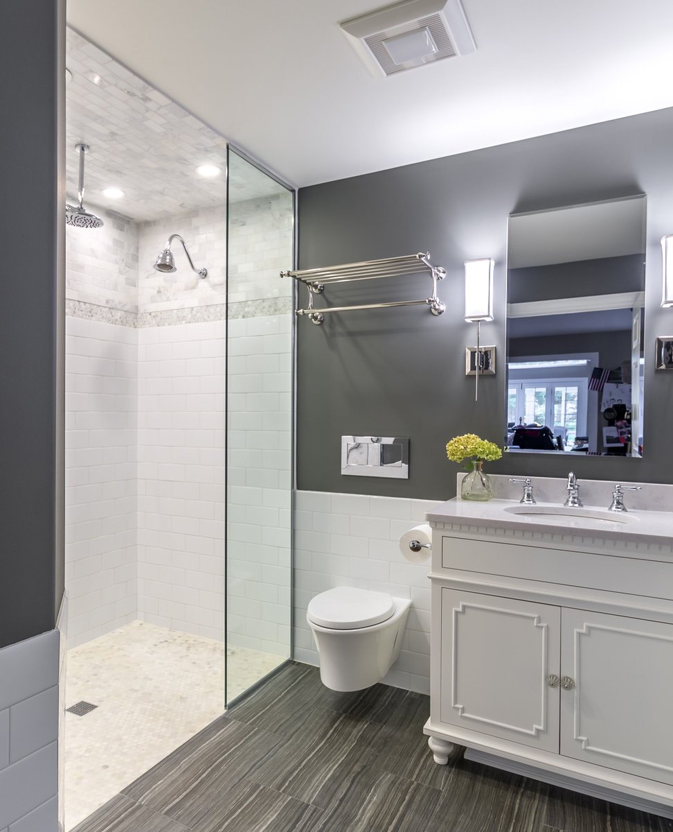 Who says accessible bathrooms can't be sleek and stylish?

See more accessible design ideas by clicking the link in bio!
🔗 linkin.bio/1212architects

#bathroominspiration #luxurybathrooms
#EveryDesignTellsAStory #LetUsTellYourStory #1212Architects