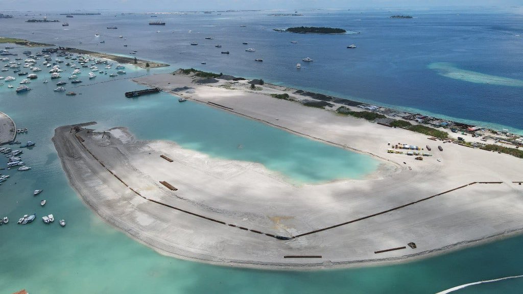 Hulhumale reclamation works going ahead as scheduled 😊