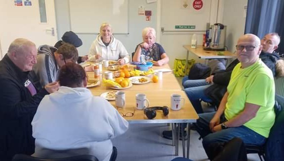 Every Monday our Tamfourhill Recovery Drop In is open 1pm-3:30pm Tamfourhill Community Hub, Machrie Court, FK1 4SD. Why not drop by for a little refreshment, a bite to eat and some recovery chat as well as information on up and coming projects. Hope to see you there.
