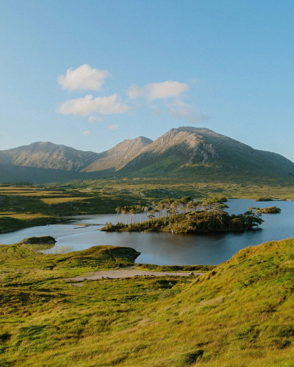 8: 📍 Derryclare Lough, Connemara, County Galway