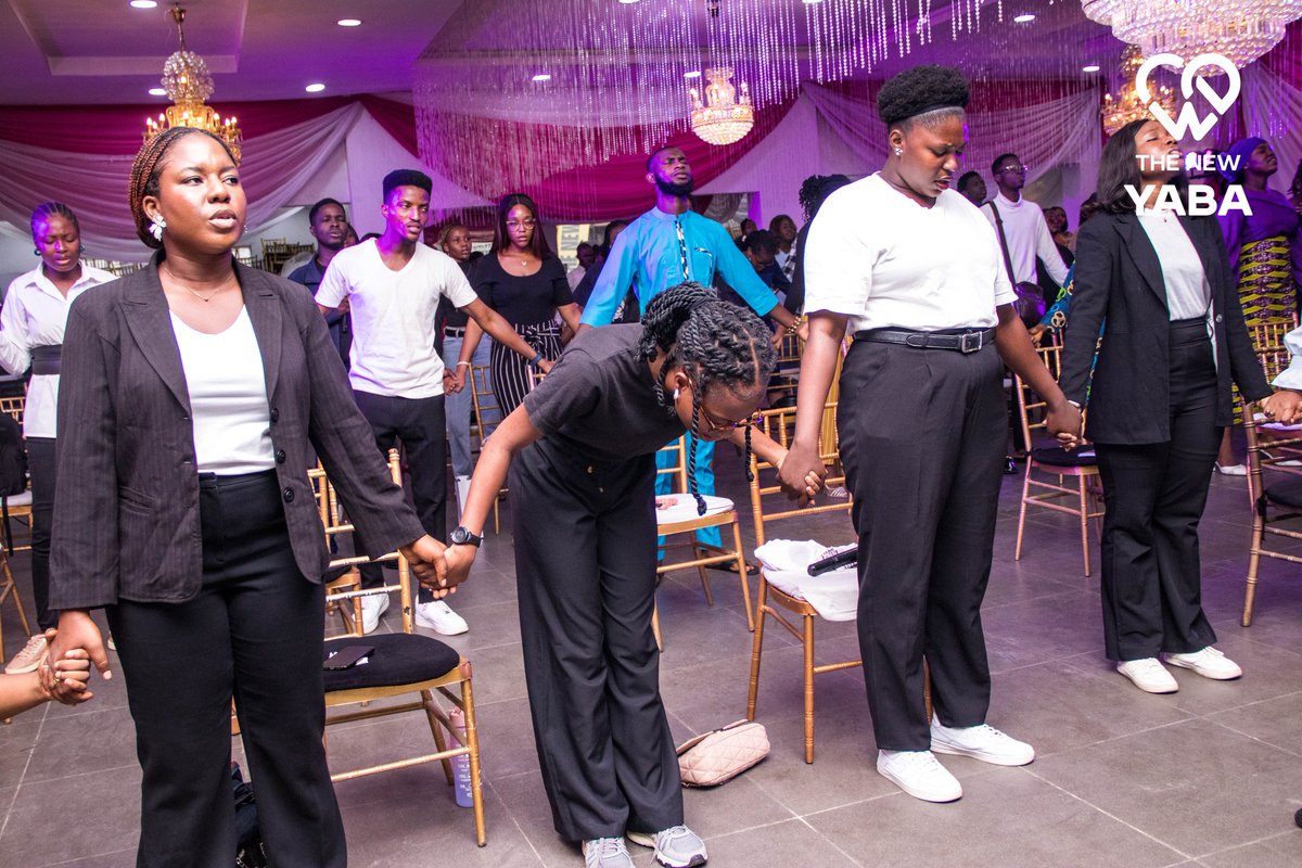 TheNew_Yaba's tweet photo. The name of the Lord is a strong tower, the righteous run into it and they shall be saved.
We intercede for the body of Christ that we may be rooted in the will of God.
#thehonourcode #wearethenew #ilovethischurch #thenewyaba https://t.co/ayBWBcslp3