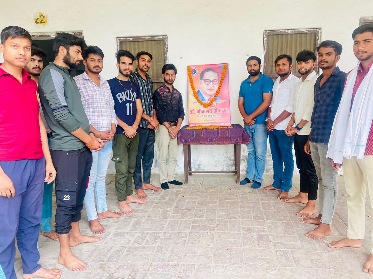 abvp_baghpat's tweet photo. सामाजिक समरसता, समानता एवं कर्तव्यनिष्ठा की प्रतिमूर्ति, भारतीय संविधान के शिल्पकार, भारत रत्न बाबासाहेब डॉ. भीमराव अंबेडकर जी की जयंती पर उन्हें कोटि-कोटि नमन।
#AmbedkarJayanti #abvp #abvpbaghpat https://t.co/MBXcsm3dos