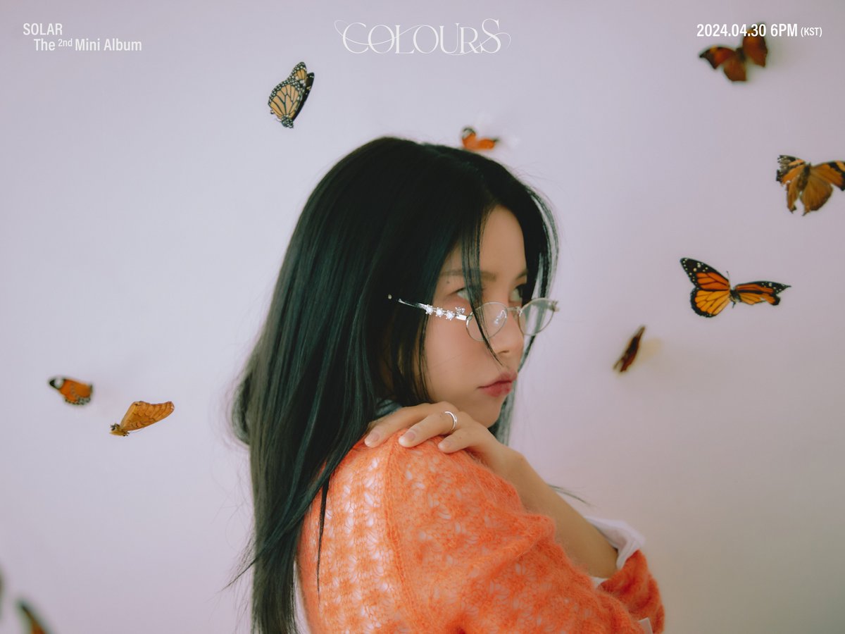 [#솔라] 솔라 (Solar) 2nd Mini Album [COLOURS] 🍊 COLOURS PHOTO 🍊 🍊 Tangerine Orange 🍊 2024.04.30 6PM (KST) RELEASE✔ #마마무 #Solar #COLOURS