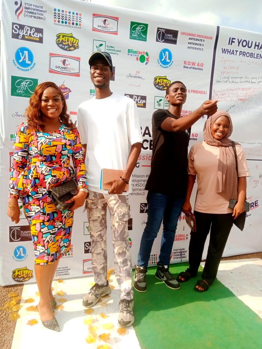adekunle_ao_'s tweet photo. Here we have some Jpegs from @YTOPGLOBAL Conference 2.0 😃. Beautiful People 🥰💛✨.
.
.
.
.
#ytop #ytopglobal #ytopconference #youthonamission #ytopconference2 #GlobalChangeMaker #personaldevelopment #youthdevelopment #capacitydevelopment #ImpactChronicles https://t.co/aWFlBJomHl