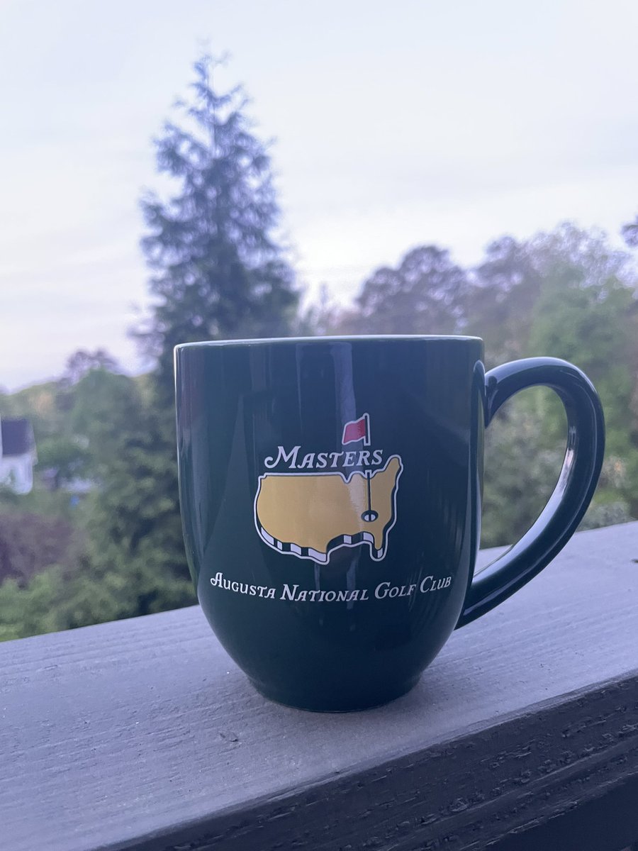 Some golf this morning and then an afternoon watching the final round of the Masters = a perfect Sunday. #mymorningcup